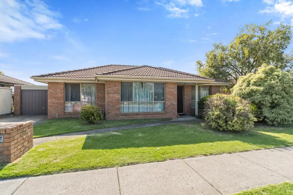 Main view of Homely unit listing, 2/2 Ivan Crescent, Hampton Park VIC 3976