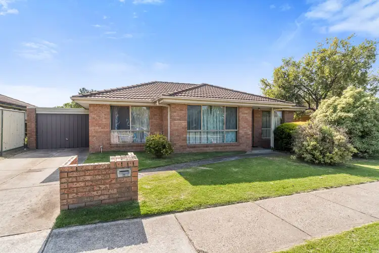 Second view of Homely unit listing, 2/2 Ivan Crescent, Hampton Park VIC 3976