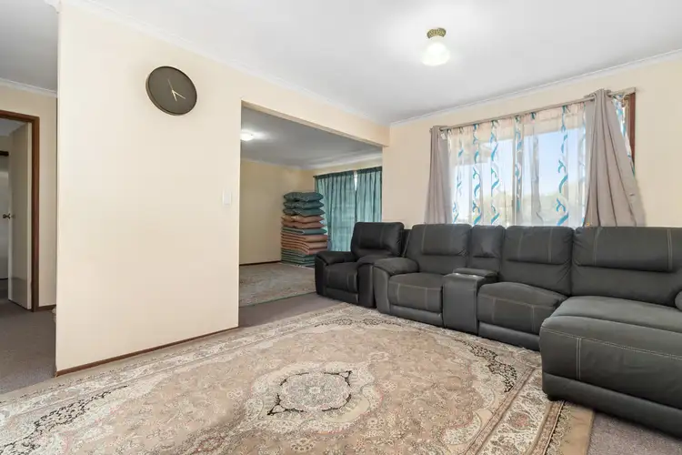 Fourth view of Homely unit listing, 2/2 Ivan Crescent, Hampton Park VIC 3976