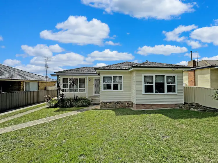 19 Godfrey Street, Goulburn NSW 2580