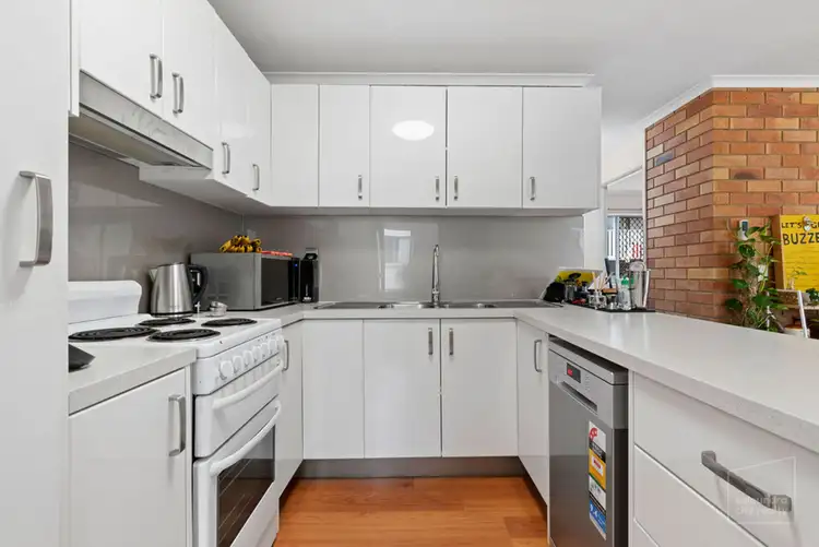 2/9 Orvieto Terrace, Kings Beach QLD 4551