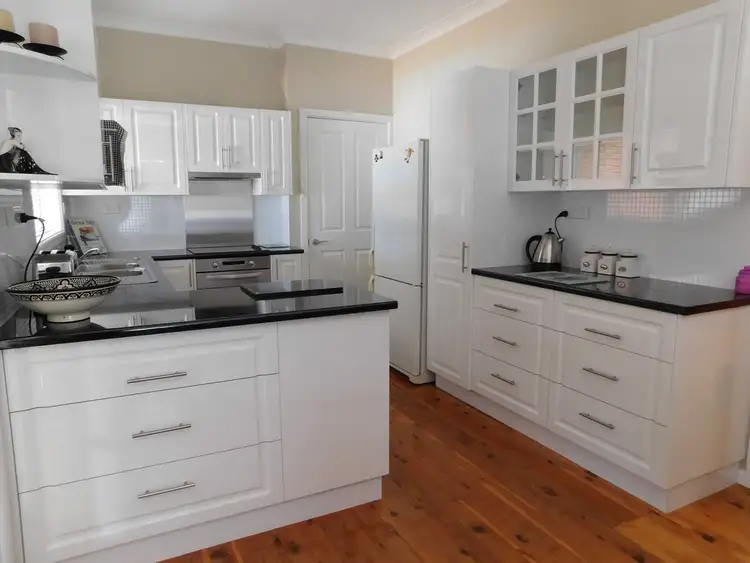 Sixth view of Homely house listing, 8 Roycox Crescent, Dubbo NSW 2830