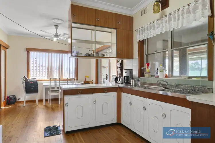 4 Meringo Street, Bega NSW 2550