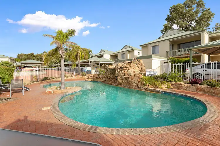 29/220 Fairway Circle, Connolly WA 6027