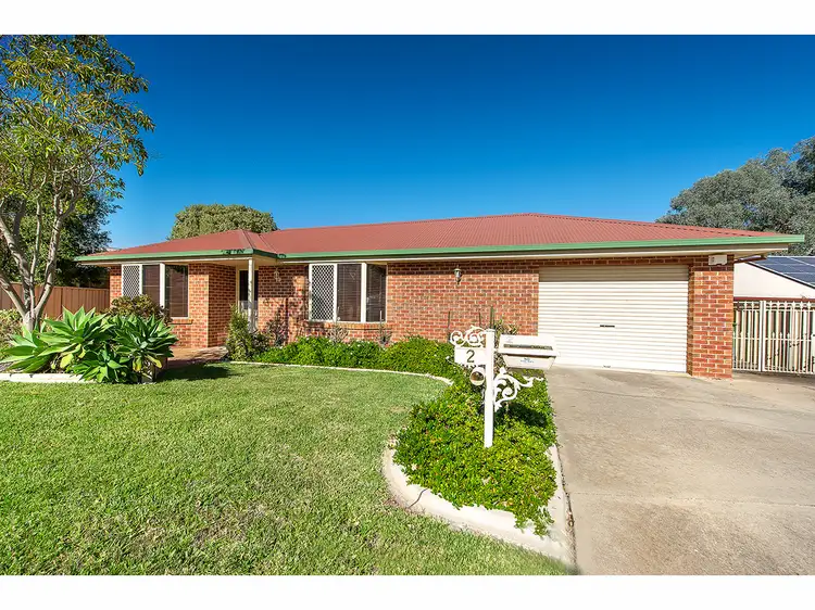 Main view of Homely house listing, 2 Alkira Court, Springdale Heights NSW 2641
