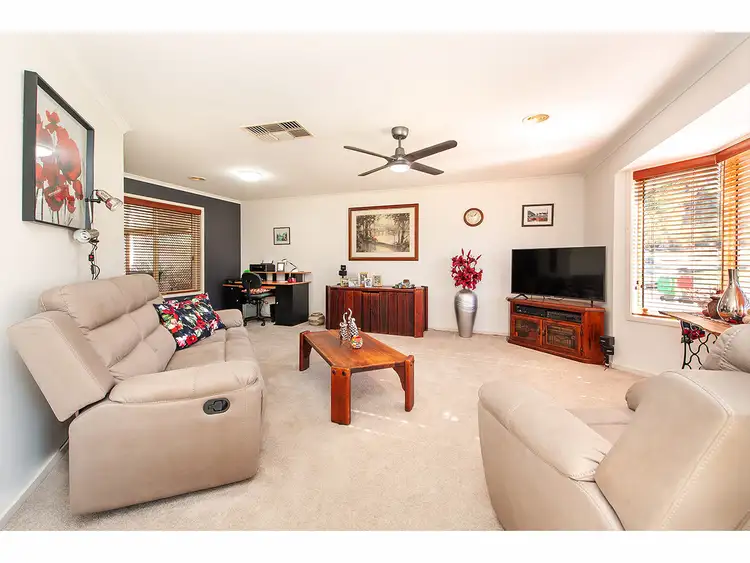 Third view of Homely house listing, 2 Alkira Court, Springdale Heights NSW 2641