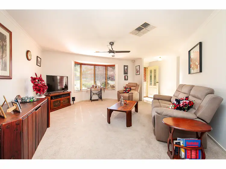 Fourth view of Homely house listing, 2 Alkira Court, Springdale Heights NSW 2641