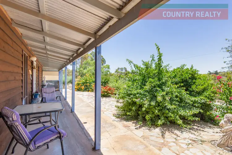 Fifth view of Homely house listing, 2 Hassell Close, Toodyay WA 6566