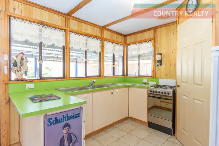 Sixth view of Homely house listing, 2 Hassell Close, Toodyay WA 6566