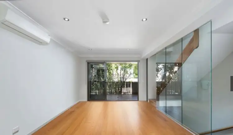 Sixth view of Homely villa listing, 8/11 Norman Street, Annerley QLD 4103