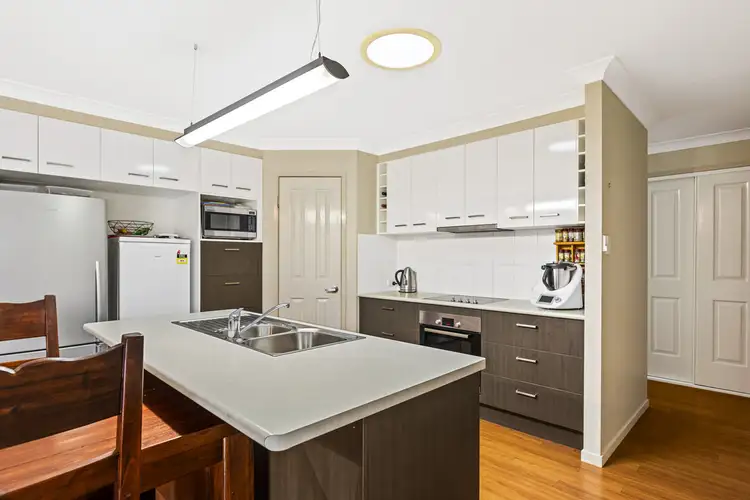 Sixth view of Homely house listing, 8 Quail Crescent, Highfields QLD 4352
