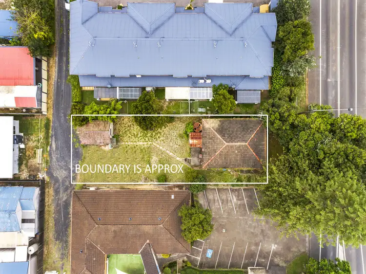 Second view of Homely house listing, 10 Barrenjoey Road, Ettalong Beach NSW 2257