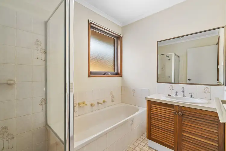 Sixth view of Homely unit listing, 2/16 Dundas Street, Sale VIC 3850