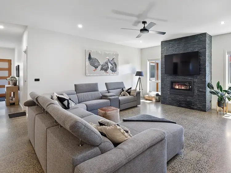 Fourth view of Homely house listing, 5 Stringybark Street, Mansfield VIC 3722