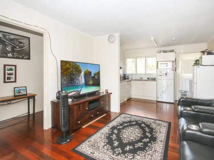 Third view of Homely semi-detached listing, Unit 1/5 Hill Parade, Clontarf QLD 4019