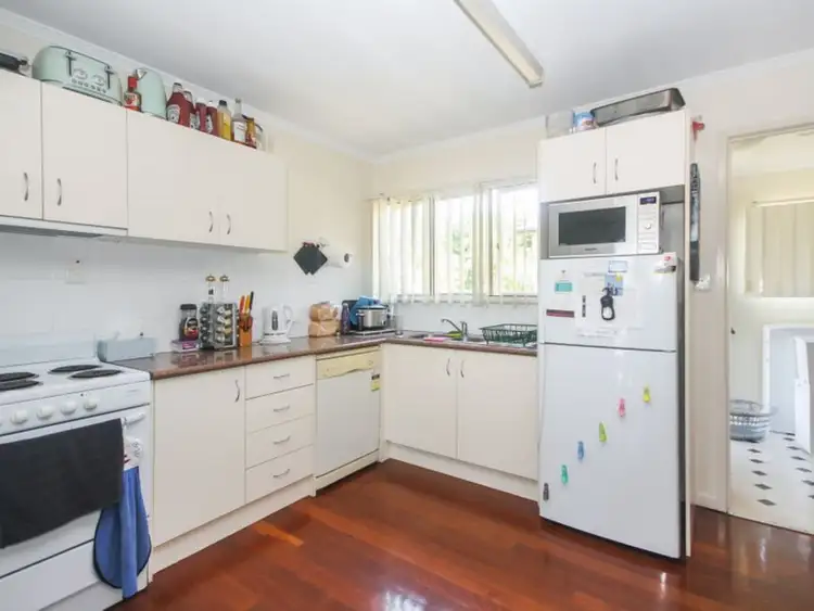 Fourth view of Homely semi-detached listing, Unit 1/5 Hill Parade, Clontarf QLD 4019