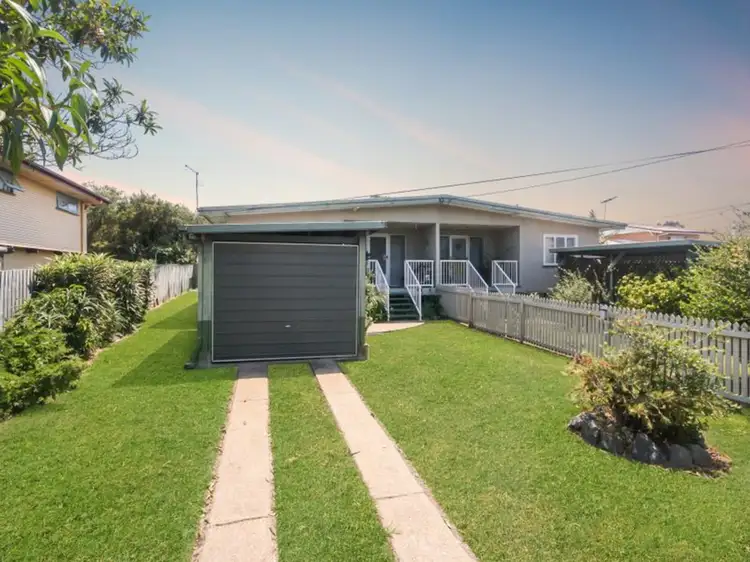 5 Hill Parade, Clontarf QLD 4019