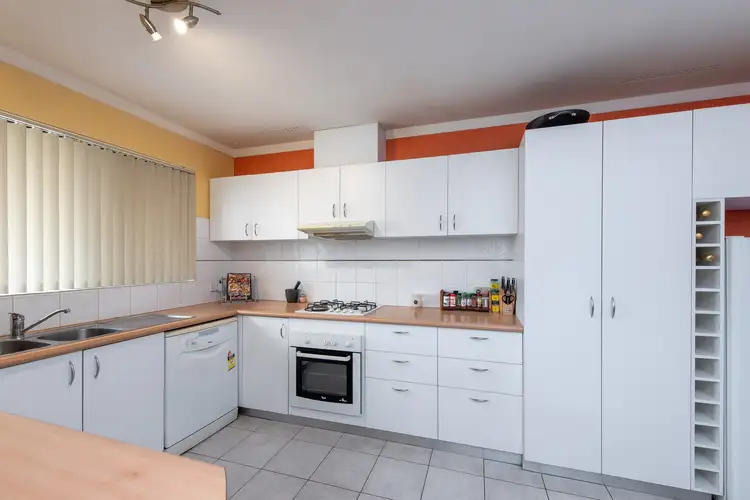 36a Mayflower Crescent, Craigie WA 6025