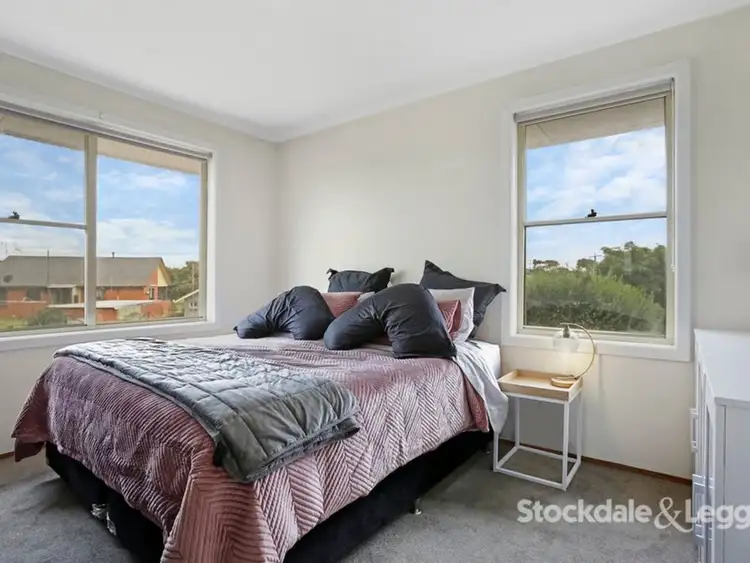 Fourth view of Homely house listing, 8 Laurie Court, Warrnambool VIC 3280