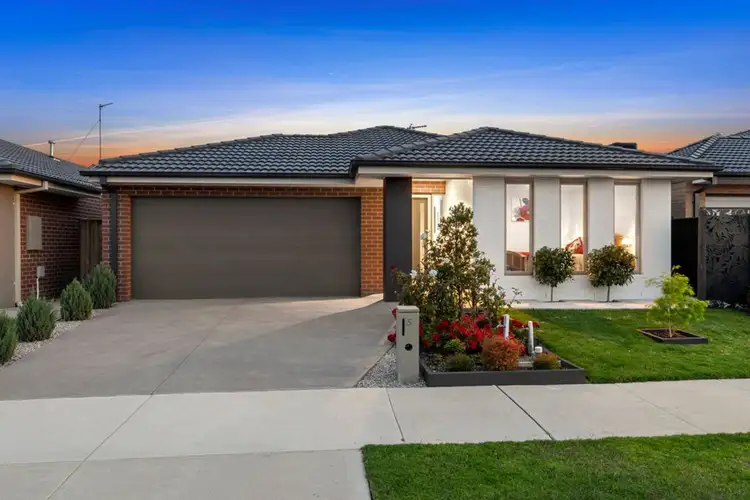 5 Winton Street, Charlemont VIC 3217