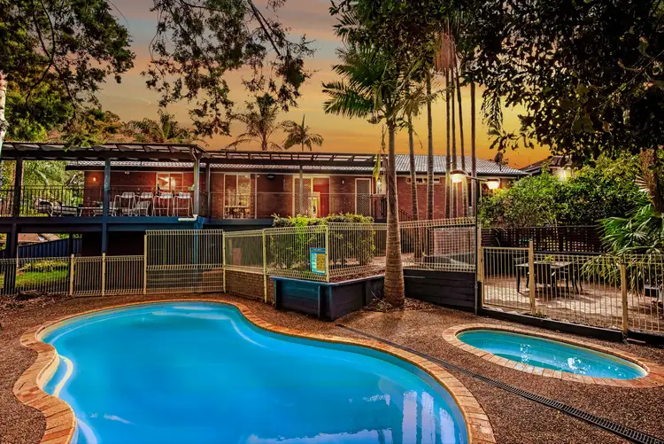 18 Settlers Ridge Close, Lisarow NSW 2250