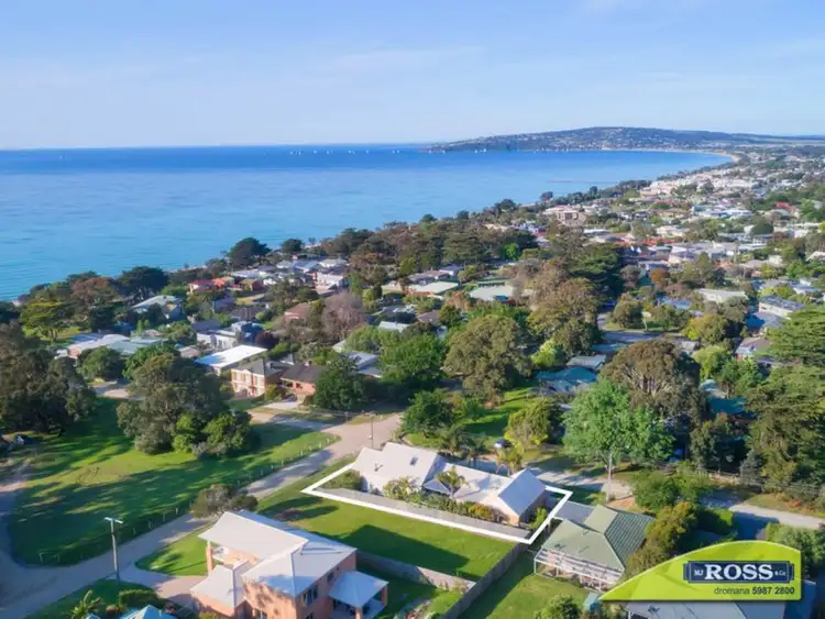 17 Clarendon Street, Dromana VIC 3936
