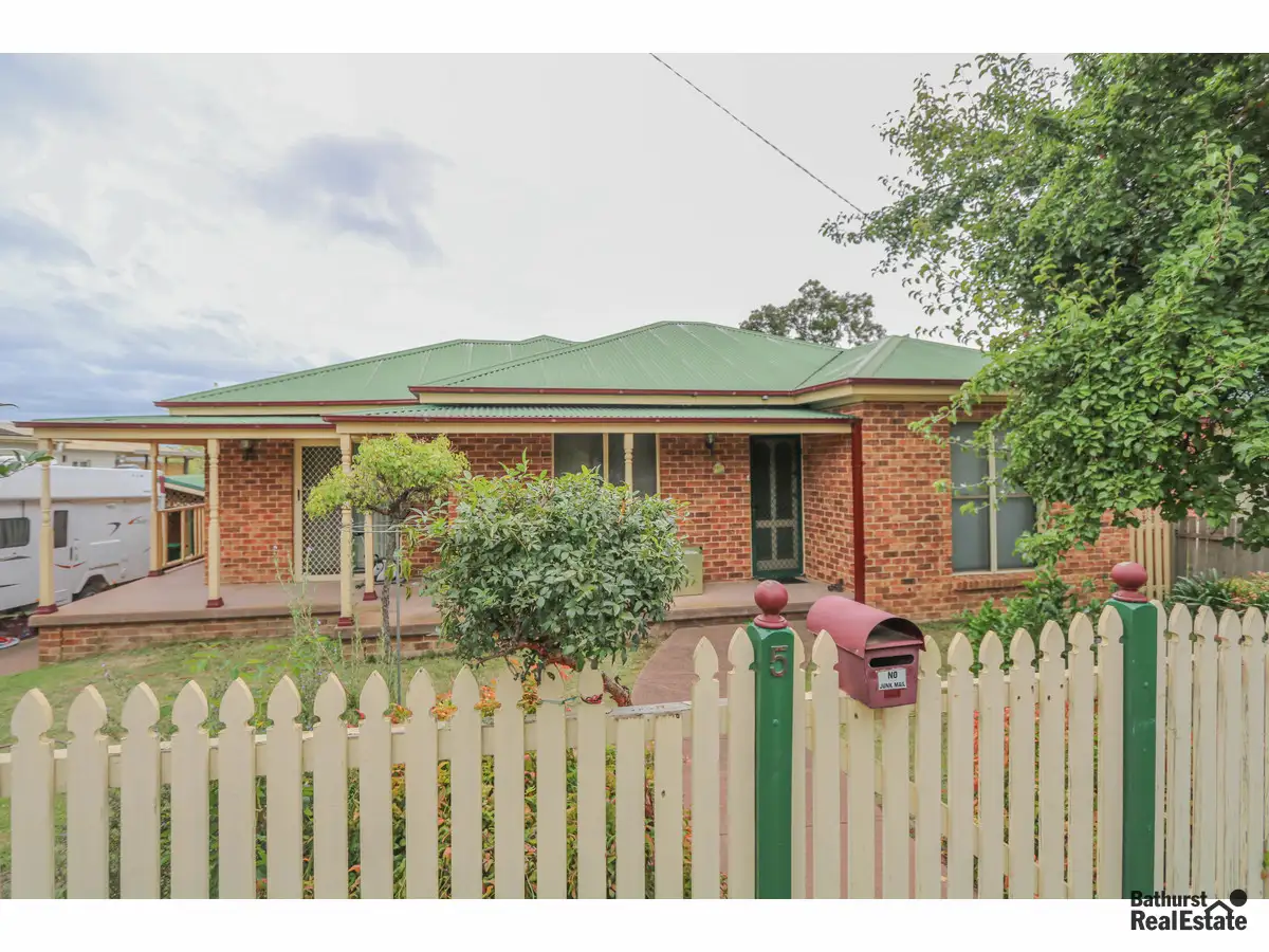 Main view of Homely house listing, 5 Golsby Street, Bathurst NSW 2795