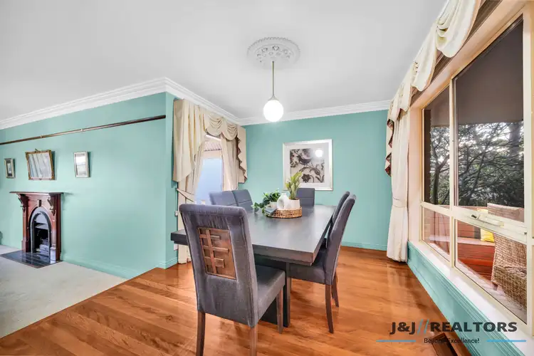 Fifth view of Homely house listing, 8 Emerson Court, Berwick VIC 3806