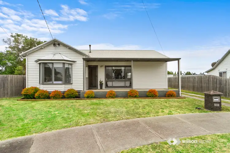 Second view of Homely house listing, 5 Steele Court, Traralgon VIC 3844