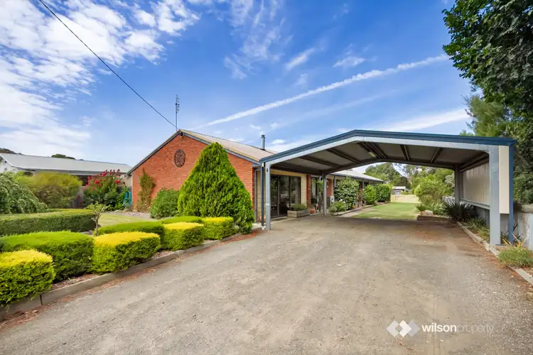 4 Campbell Street, Toongabbie VIC 3856