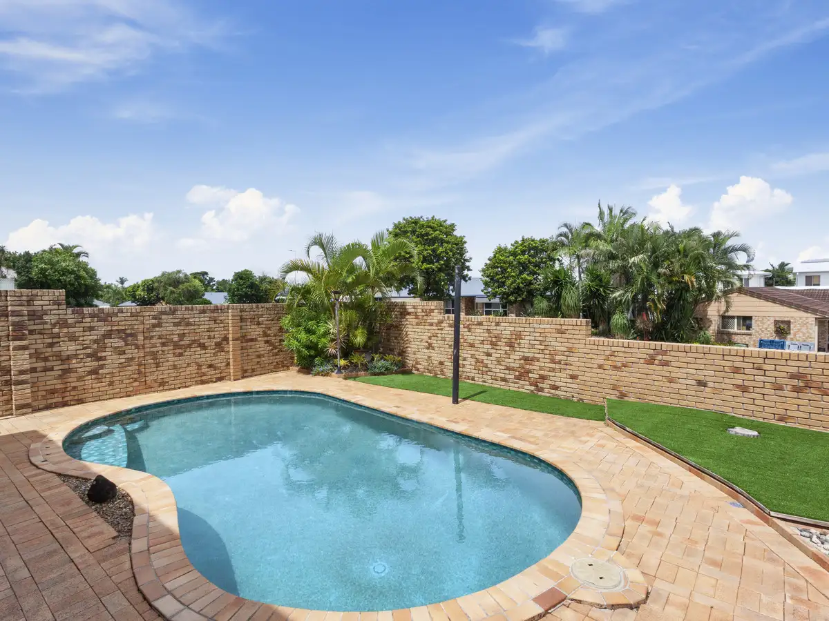 Main view of Homely house listing, 32 Beaconsfield Drive, Burleigh Waters QLD 4220