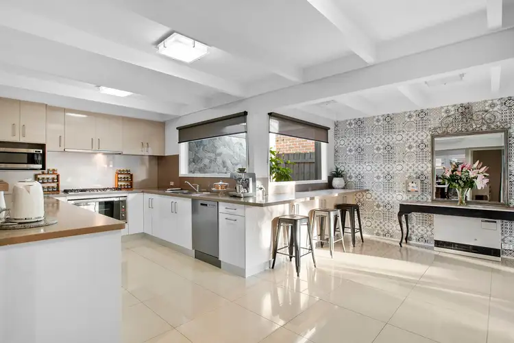 Sixth view of Homely house listing, 8 Robinia Street, Frankston VIC 3199