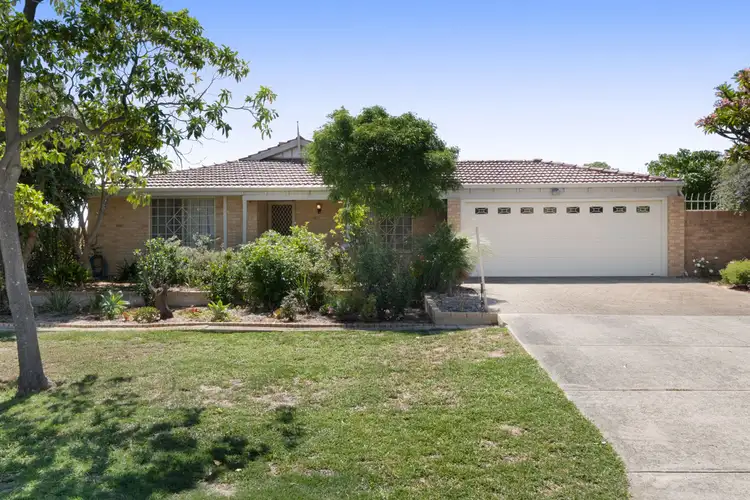 390 Westfield Road, Seville Grove WA 6112