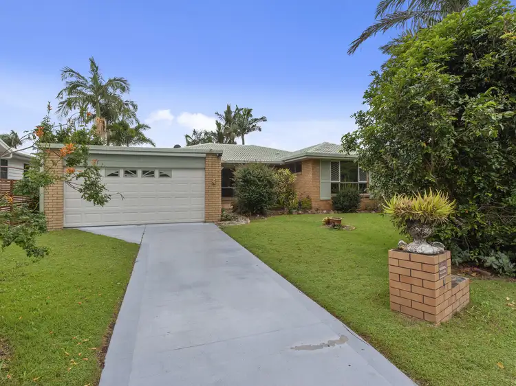 5 Maitland Street, Burleigh Waters QLD 4220