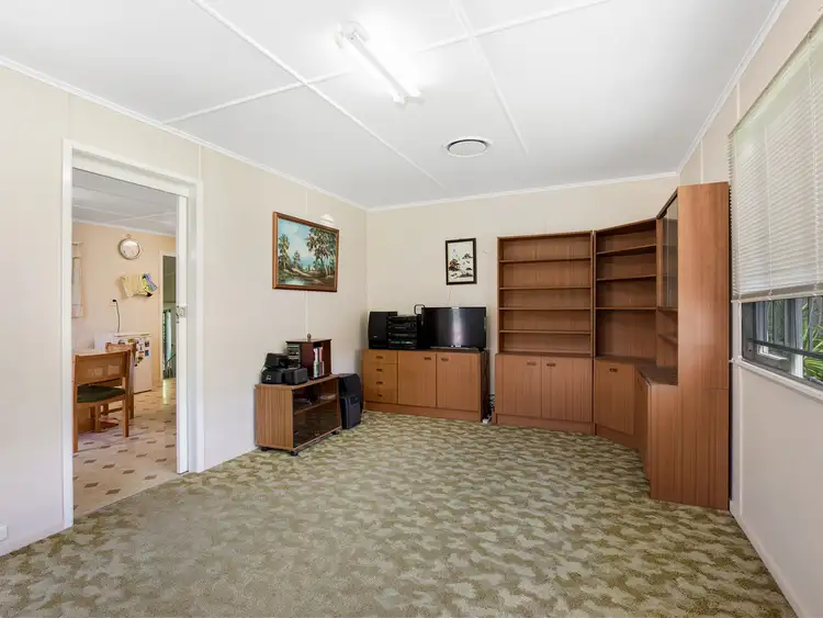 Fifth view of Homely house listing, 4 Albert Street, Dinmore QLD 4303