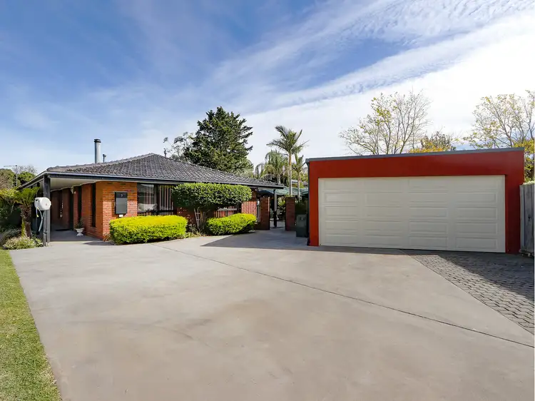 Main view of Homely house listing, 9 Nest Crt, Sale VIC 3850