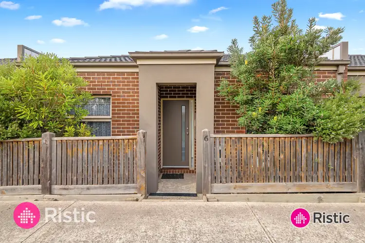 6 Pittard Walk, Epping VIC 3076