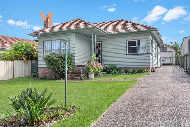 40 Lovell Parade, Shortland NSW 2307