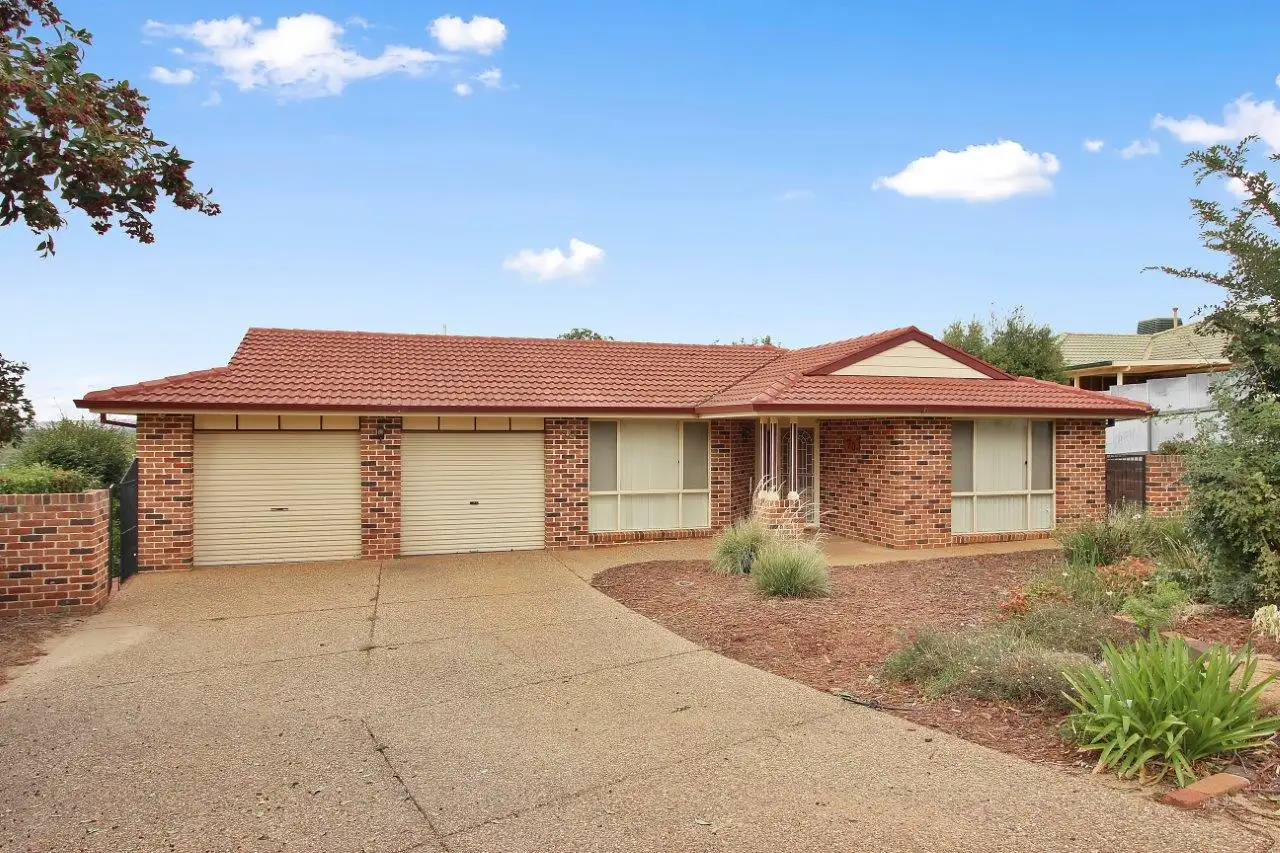 Main view of Homely house listing, 70 Simkin Crescent, Kooringal NSW 2650