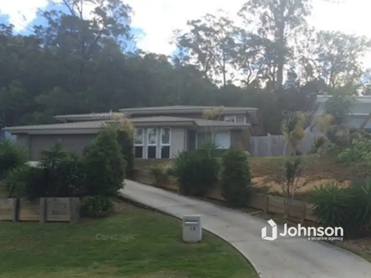 15 Finnin Court, Maudsland QLD 4210