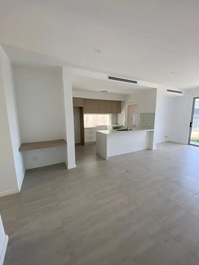 91 Dransfield Drive, Oran Park NSW 2570