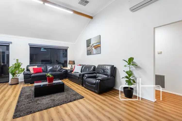 Seventh view of Homely house listing, 11 Donvale Court, Landsdale WA 6065