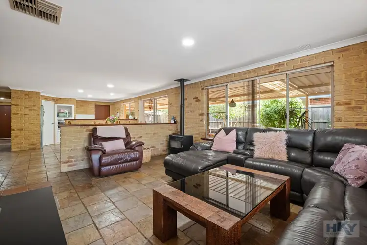 6 Trigger Plant Avenue, Ellenbrook WA 6069