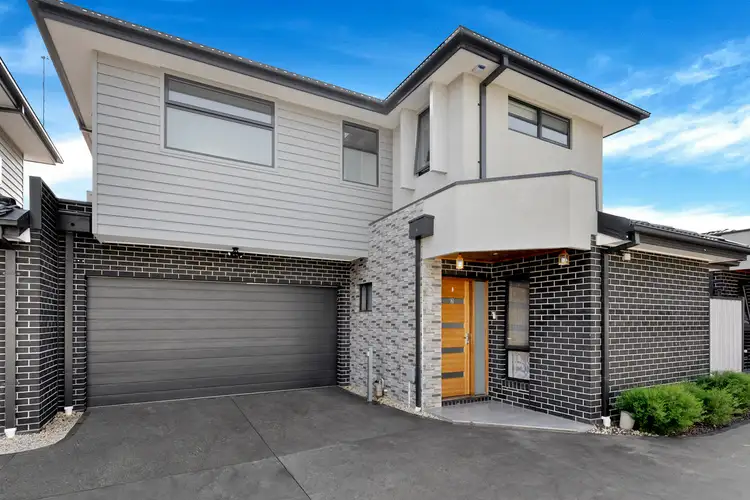 Main view of Homely townhouse listing, 2/36 Leonard Avenue, Glenroy VIC 3046