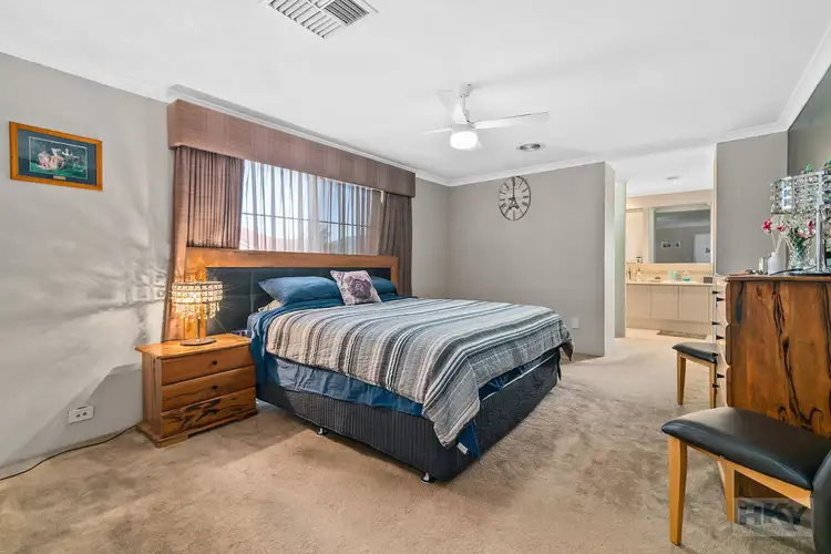 Fifth view of Homely house listing, 8 Satine Turn, Aveley WA 6069
