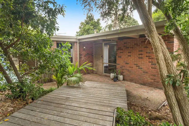 Second view of Homely house listing, 32 Summerhill Crescent, Mount Eliza VIC 3930