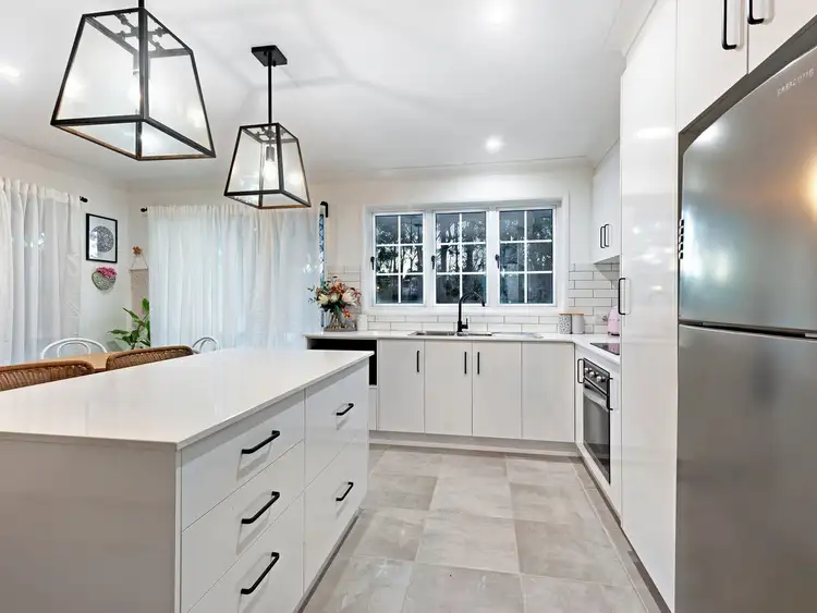 Sixth view of Homely house listing, 15 Quando Close, Yamanto QLD 4305