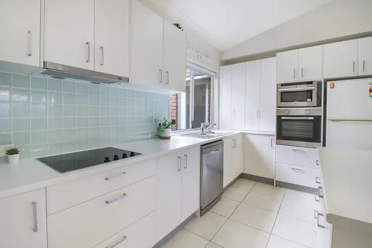 62 Hampstead Street, Forest Lake QLD 4078