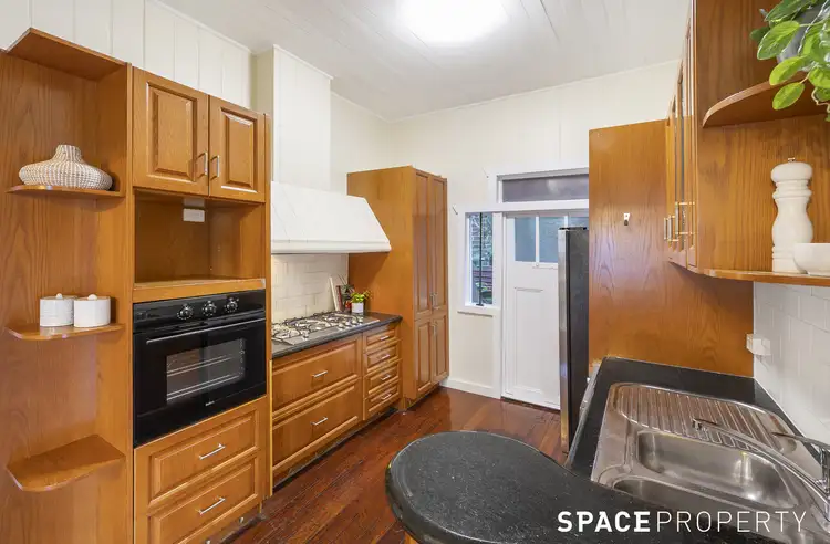 Fifth view of Homely house listing, 137 Fortescue Street, Spring Hill QLD 4000