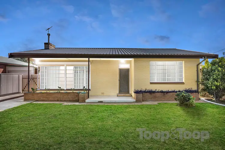 12 Fifth Avenue, Woodville Gardens SA 5012